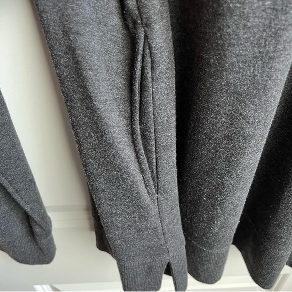 Stars Above Soft Dark Grey Sweatshirt Size Extra Large XL - Picture 2 of 4